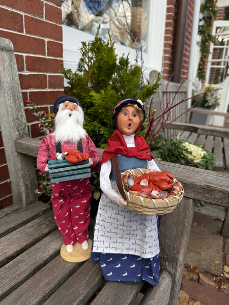 Byer's Choice Caroller - Nantucket Lobsterman 2025
