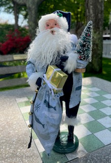 Byer's Choice Caroller - Nantucket Island Santa 2024
